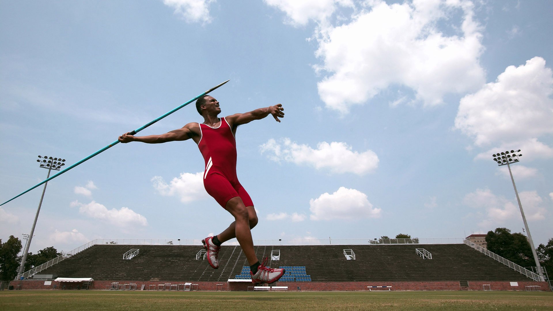 青年联赛：高校联赛培养机制助力职业联赛人才储备，全国青年联赛